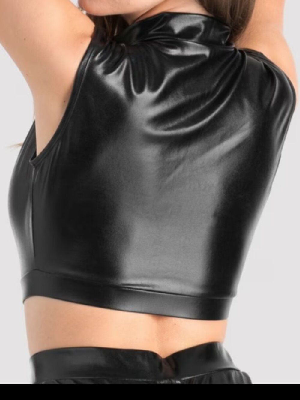 Wetlook Zipper Crop Top (L) - Picture 2 of 5